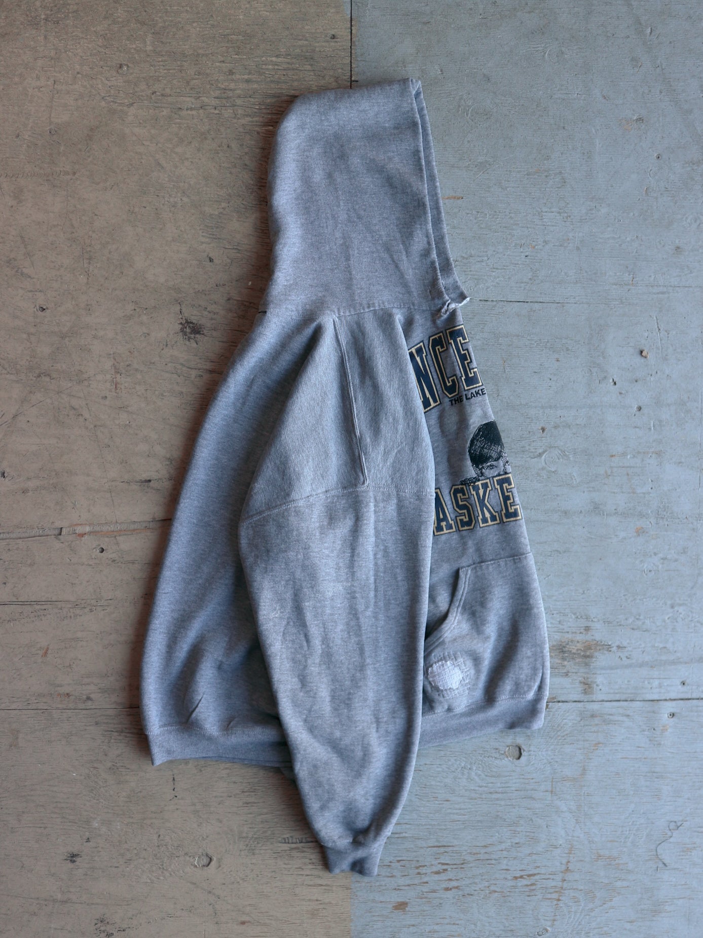 Vincentian Basketball (XL)