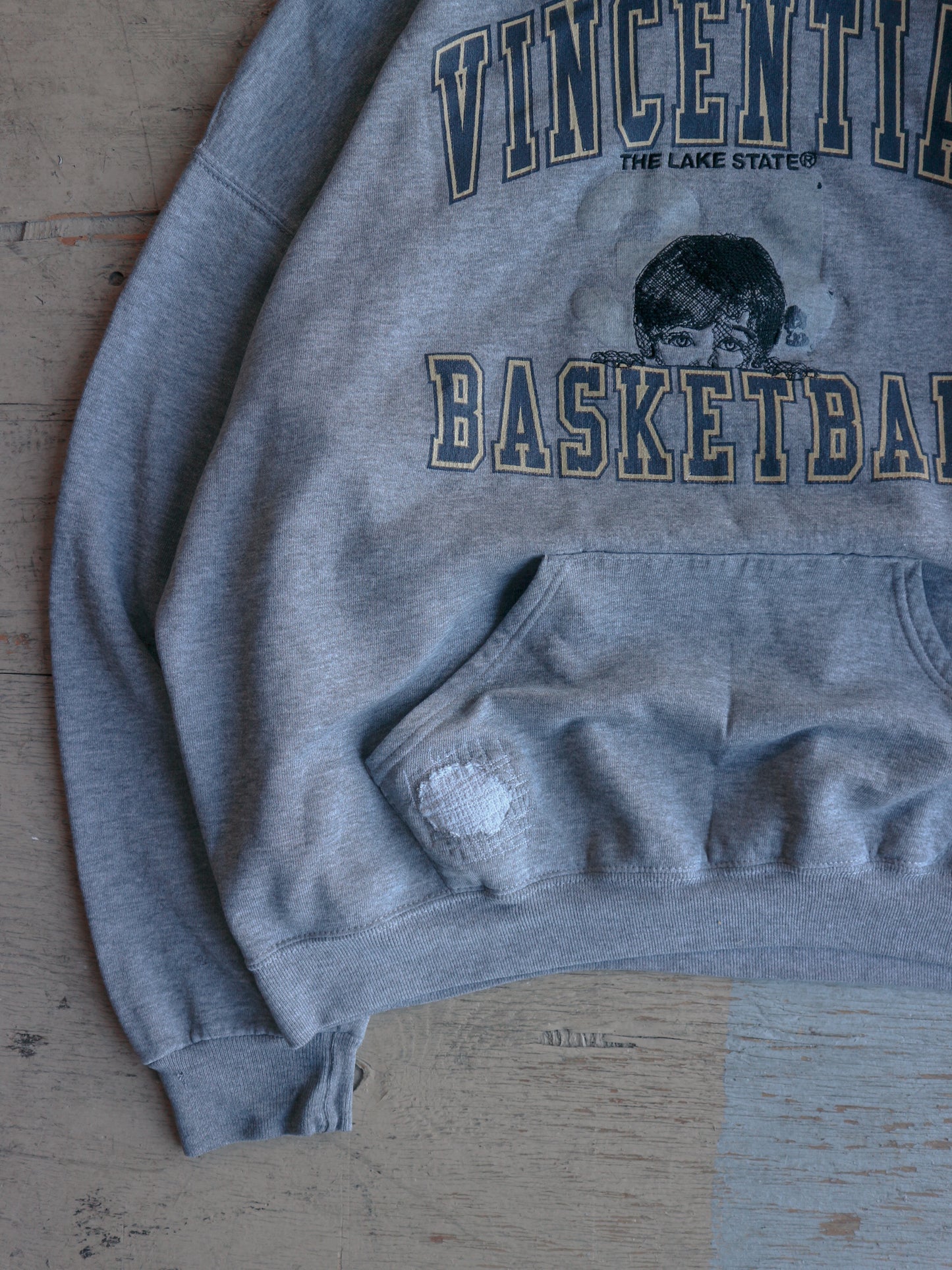 Vincentian Basketball (XL)